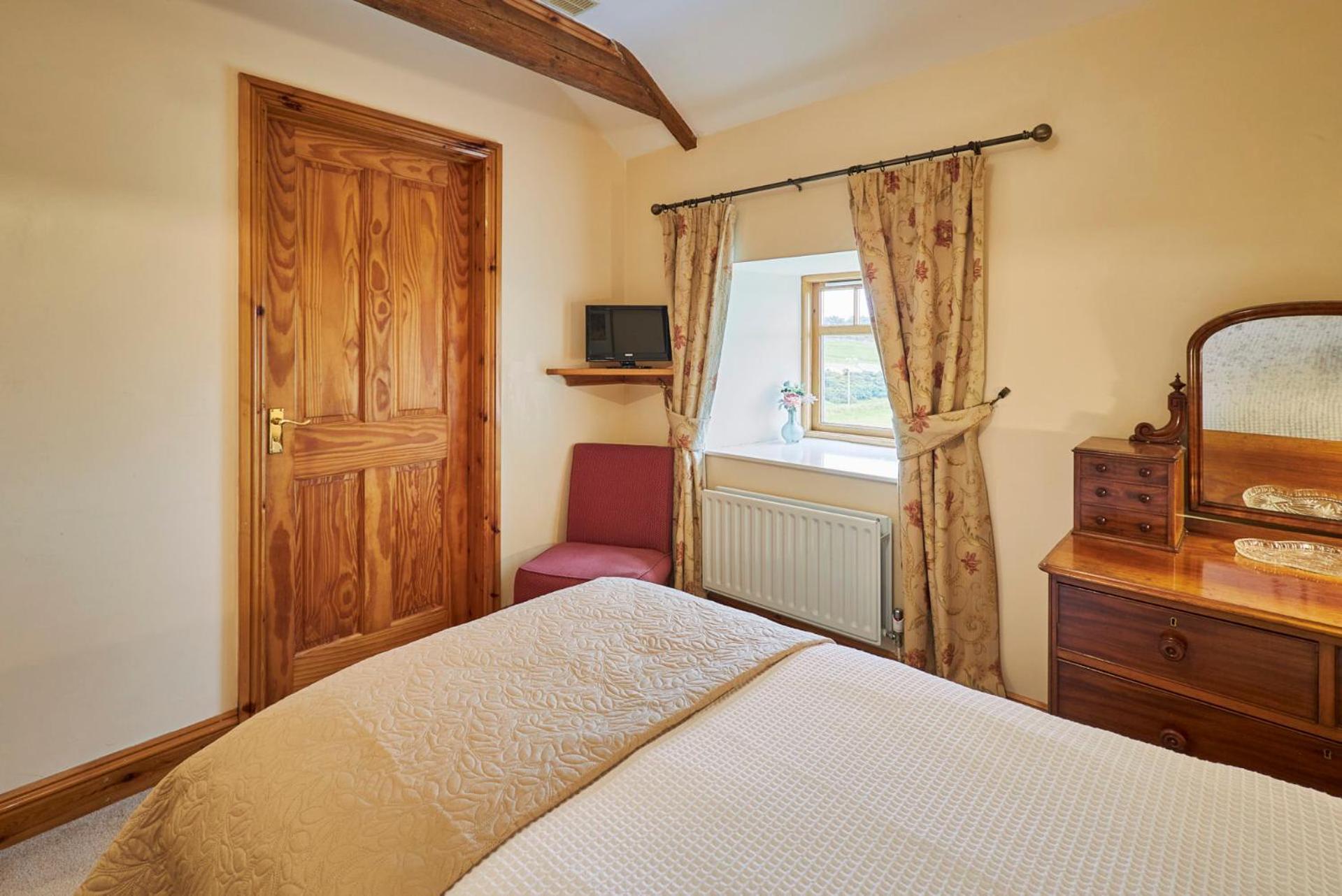 Host & - Carr Edge Apartment *