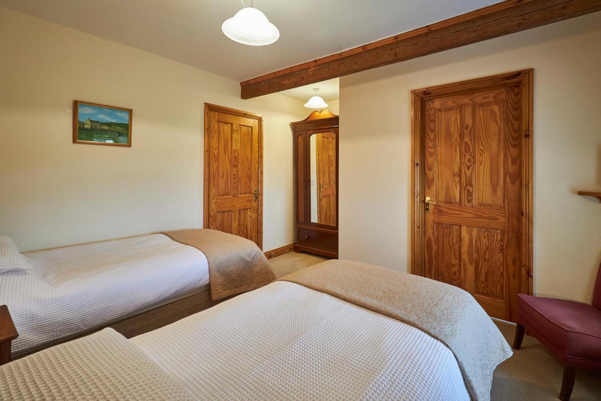 Host & - Carr Edge Apartment Newbrough